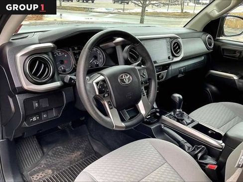 Certified 2022 Toyota Tacoma SR5 image 17