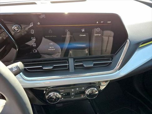 Used 2026 Chevrolet Trax LT w/ Driver Confidence Package image 22