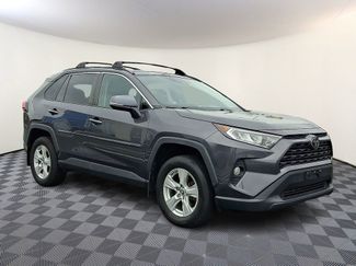 Used 2019 Toyota RAV4 XLE w/ Convenience Package video 1