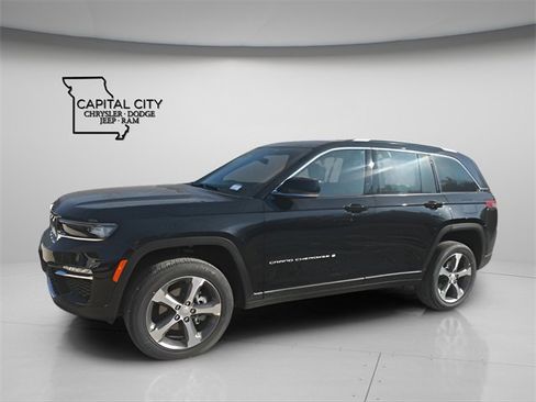 New 2025 Jeep Grand Cherokee Limited image 5