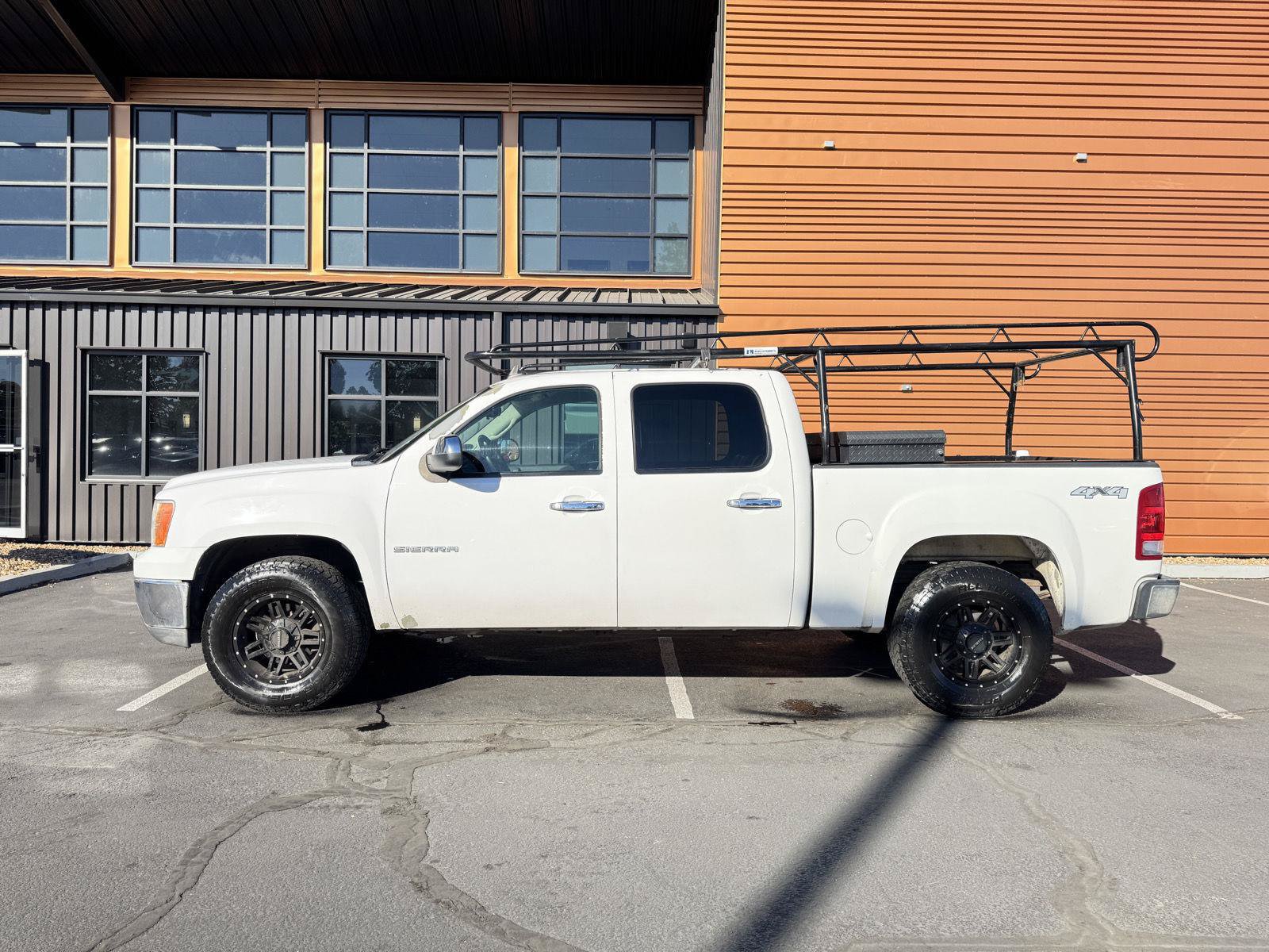 Used 2013 GMC Sierra 1500 SLE AWD/4WD image 2