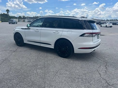 Used 2025 Lincoln Aviator Reserve w/ Luxury Package RWD image 5