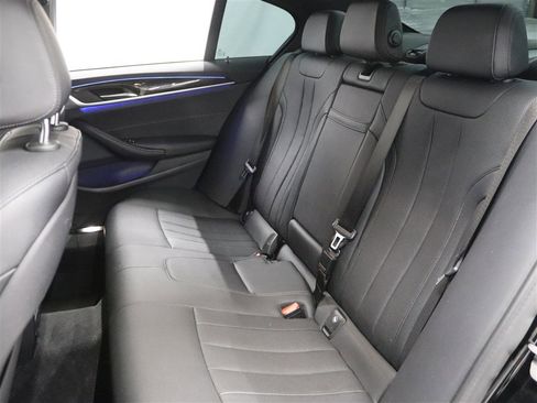 Used 2022 BMW 530i xDrive w/ Convenience Package AWD/4WD image 11