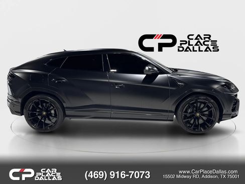 Used 2021 Lamborghini Urus AWD/4WD image 10