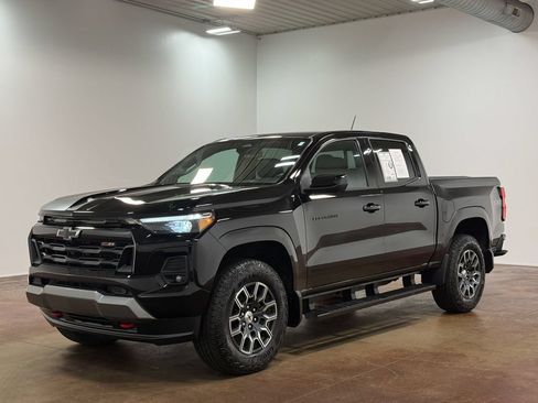 Used 2023 Chevrolet Colorado Z71 w/ Z71 Convenience Package 2 AWD/4WD image 7