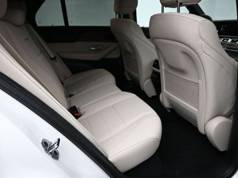 Used 2025 Mercedes-Benz GLE 350 4MATIC image 28