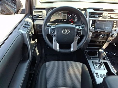 Used 2023 Toyota 4Runner SR5 AWD/4WD image 11