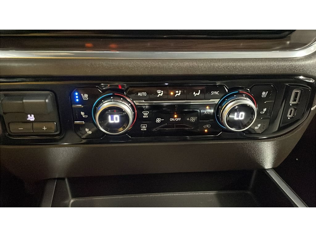 Certified 2022 GMC Sierra 1500 SLT w/ SLT Premium Plus Package AWD/4WD image 14