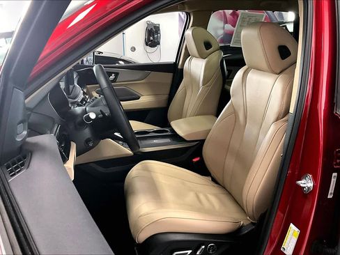 Used 2025 Acura MDX SH-AWD w/ Technology Package image 10