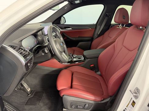 Used 2025 BMW X4 xDrive30i w/ Premium Package AWD/4WD image 5