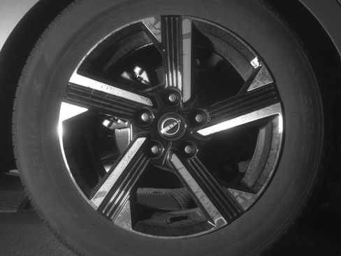 Used 2025 Nissan Sentra SV FWD image 15