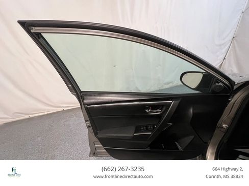 Used 2017 Toyota Corolla LE FWD image 11