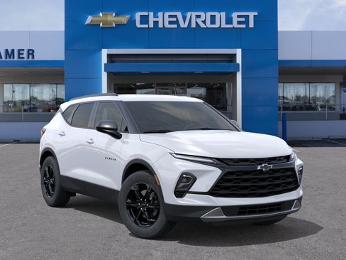 New 2026 Chevrolet Blazer LT w/ Convenience Package AWD/4WD image 33
