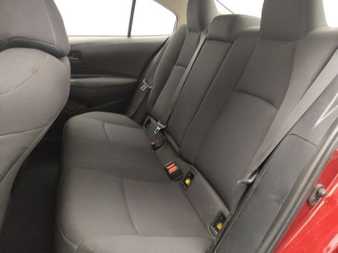 Used 2022 Toyota Corolla LE FWD image 17