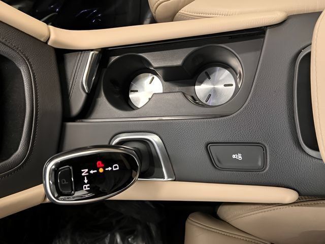 Used 2017 Cadillac XT5 Luxury FWD image 35