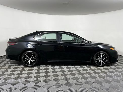 Certified 2023 Toyota Camry SE w/ Convenience Package FWD image 4