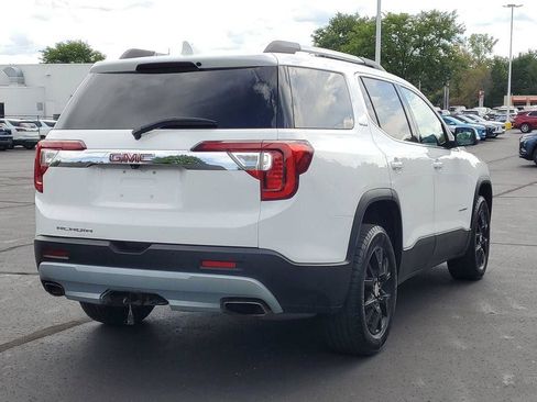 Used 2020 GMC Acadia SLE w/ Driver Convenience Package FWD image 3