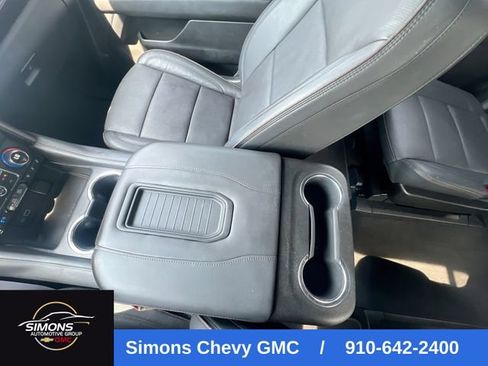 Used 2024 Chevrolet Tahoe High Country AWD/4WD image 25