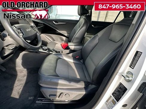 Used 2023 Kia Niro Wind w/ Wind Preserve Package FWD image 10