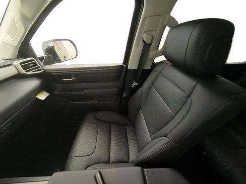 Used 2024 Toyota Sequoia SR5 w/ SR5 Premium Package AWD/4WD image 26