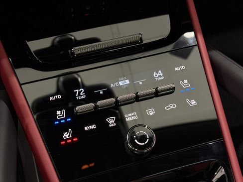 New 2026 Porsche Cayenne AWD/4WD image 40