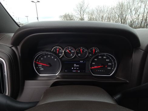 Used 2019 Chevrolet Silverado 1500 RST w/ All-Star Edition image 18