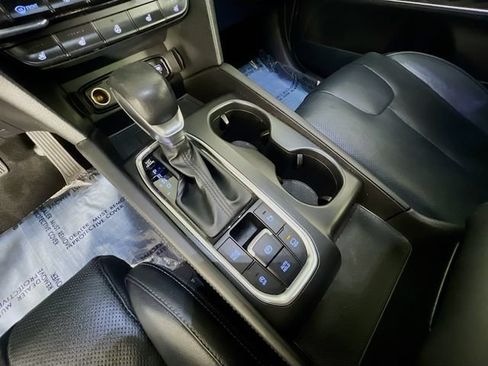 Used 2019 Hyundai Santa Fe FWD image 25