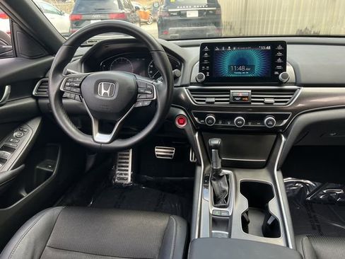 Used 2019 Honda Accord Sport image 16