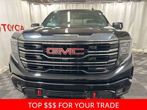 Used 2024 GMC Sierra 1500 AT4 w/ Technology Package AWD/4WD image 2