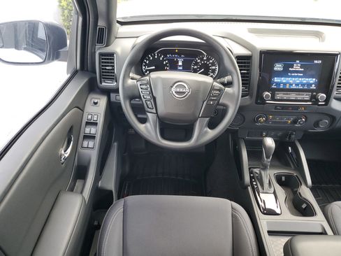 Used 2023 Nissan Frontier SV w/ Midnight Edition Package RWD image 14