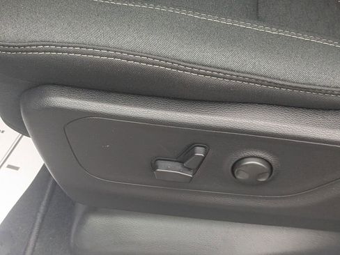 New 2026 RAM 1500 Big Horn AWD/4WD image 18