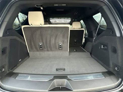 Used 2023 Cadillac Escalade Sport w/ LPO, ONYX Package image 29