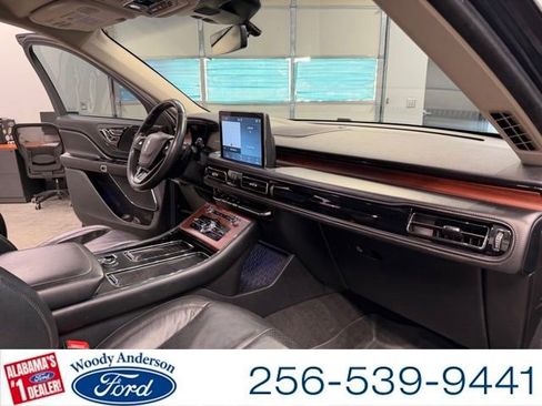 Used 2022 Lincoln Aviator Reserve w/ Elements Package Plus image 29