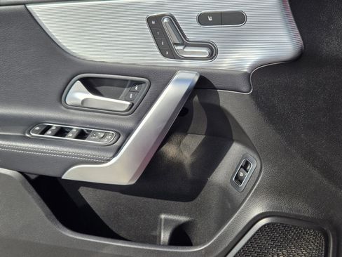 Used 2020 Mercedes-Benz A 220 image 29