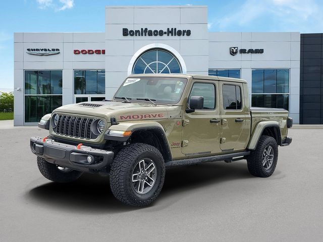 Used 2025 Jeep Gladiator Mojave AWD/4WD image 3