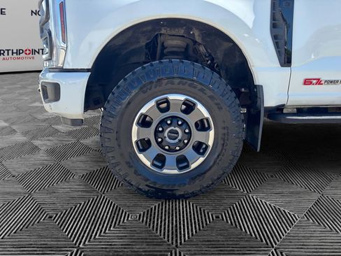 Used 2024 Ford F350 Lariat w/ Lariat Ultimate Package AWD/4WD image 14