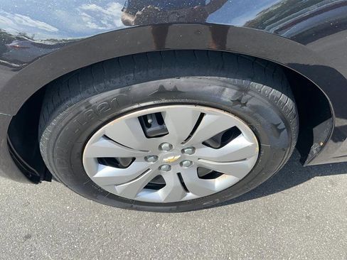 Used 2016 Chevrolet Cruze LS image 10