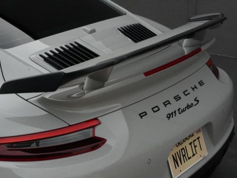 Used 2018 Porsche 911 Turbo S image 47