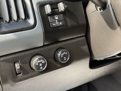 Used 2019 Chevrolet Colorado Z71 w/ Z71 Midnight Edition AWD/4WD image 19