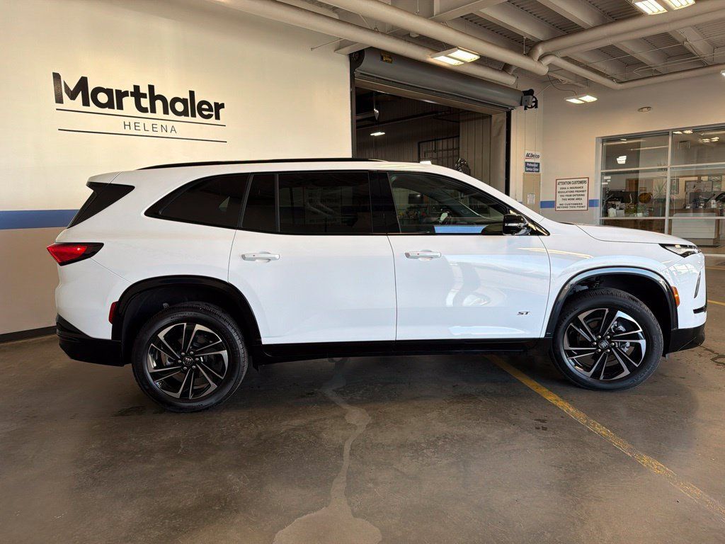 Used 2026 Buick Enclave Sport Touring AWD/4WD image 4