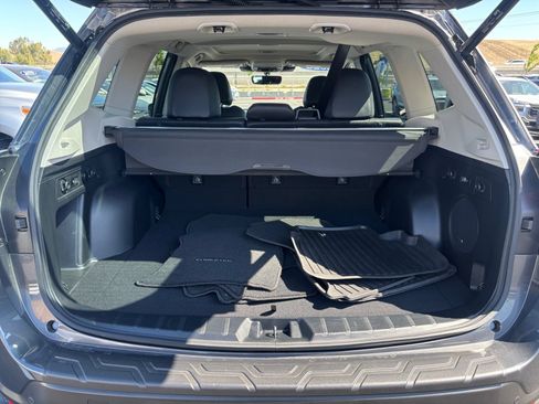 Used 2023 Subaru Forester Limited AWD/4WD image 19