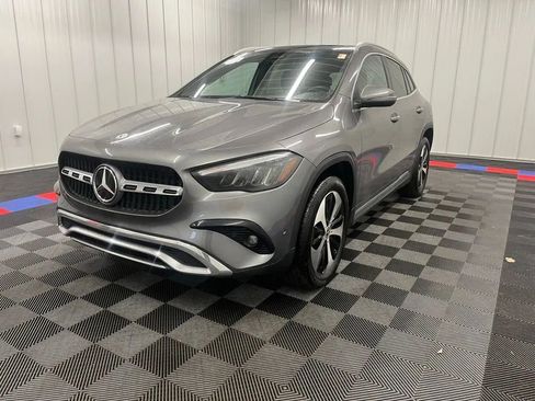 Used 2025 Mercedes-Benz GLA 250 GLA 250 image 9
