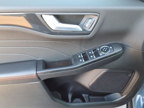 New 2026 Ford Escape ST-Line w/ Cold Weather Package image 10