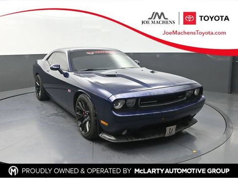 Used 2014 Dodge Challenger SRT8 RWD image 1