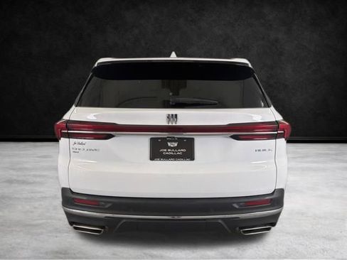 Used 2025 Buick Enclave Preferred AWD/4WD image 7