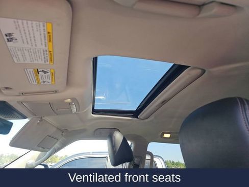 Used 2024 Nissan Armada Platinum w/ Captain's Chairs Package AWD/4WD image 15