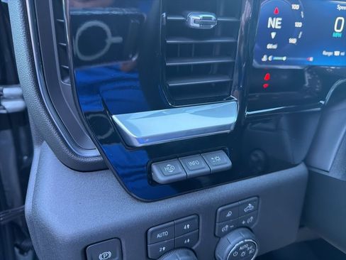 New 2026 Chevrolet Silverado 1500 LTZ w/ LTZ Premium Package image 26