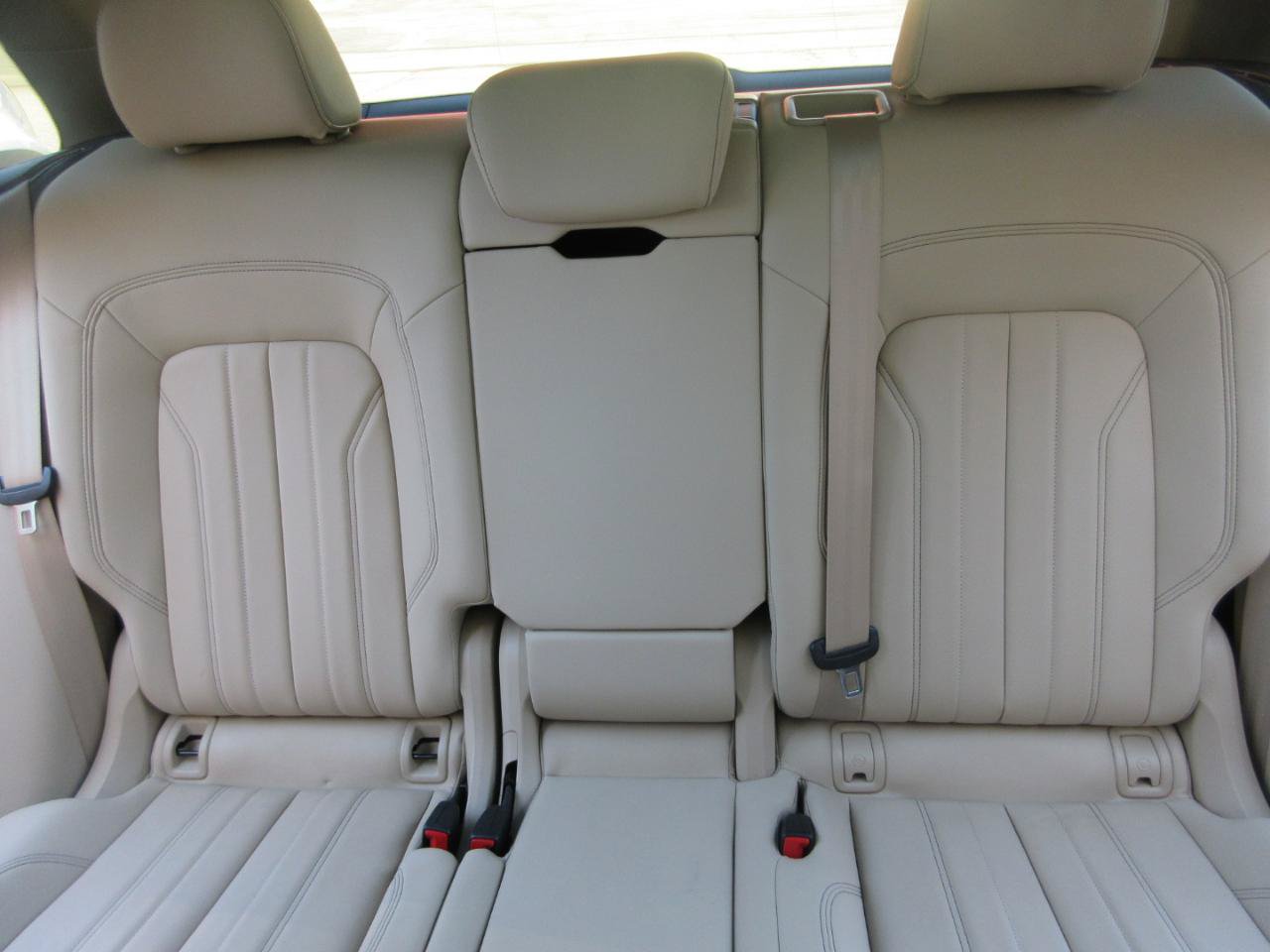 Used 2023 Audi Q5 2.0T Premium w/ Convenience Package AWD/4WD image 43