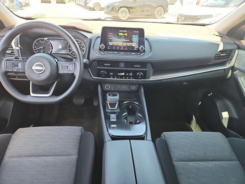 Certified 2023 Nissan Rogue SV FWD image 22