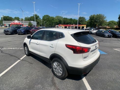 Used 2019 Nissan Rogue Sport S AWD/4WD image 6